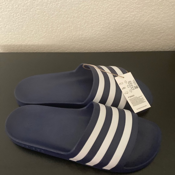 NEW MENS ADIDAS SHOWER POST SWIM SLIDES SZ 11 12 F35542 COMES WITH A BOX BLUE - Picture 4 of 8